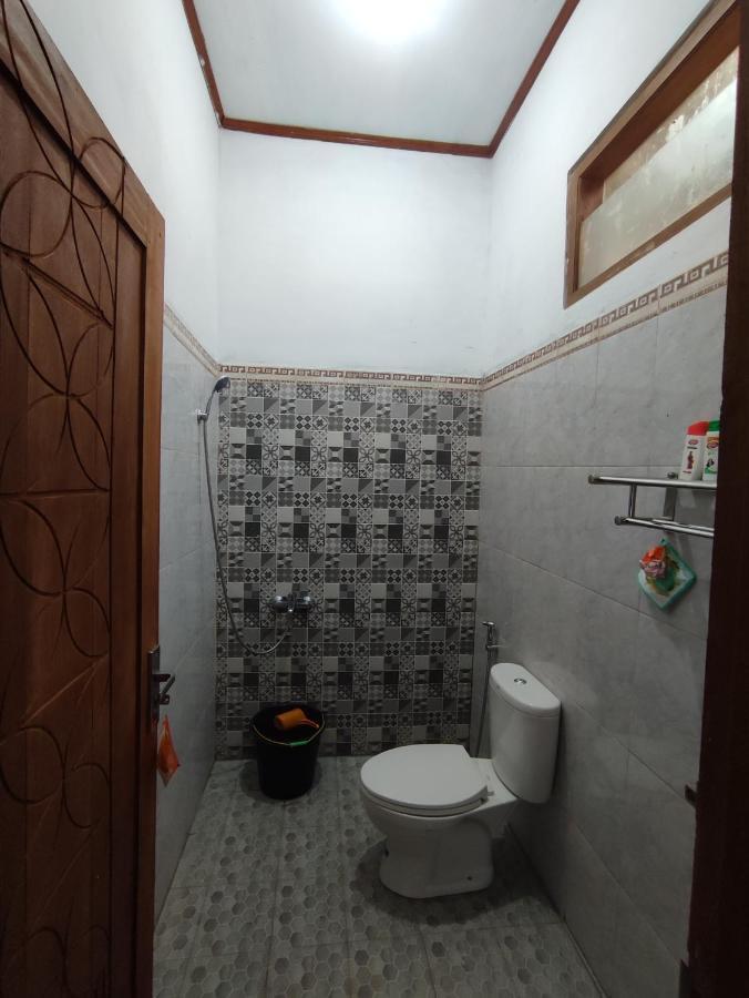 מגלאנג Romadhoni Homestay חדר תמונה